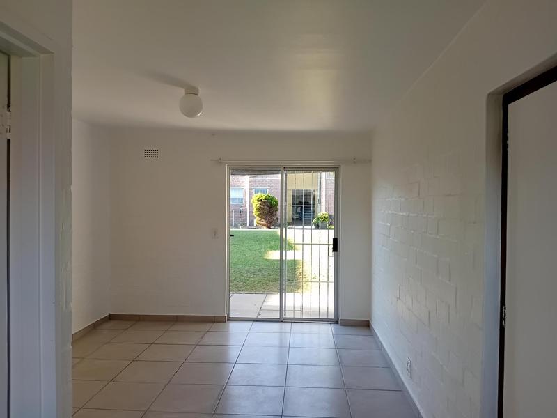 To Let 1 Bedroom Property for Rent in Diep River Western Cape